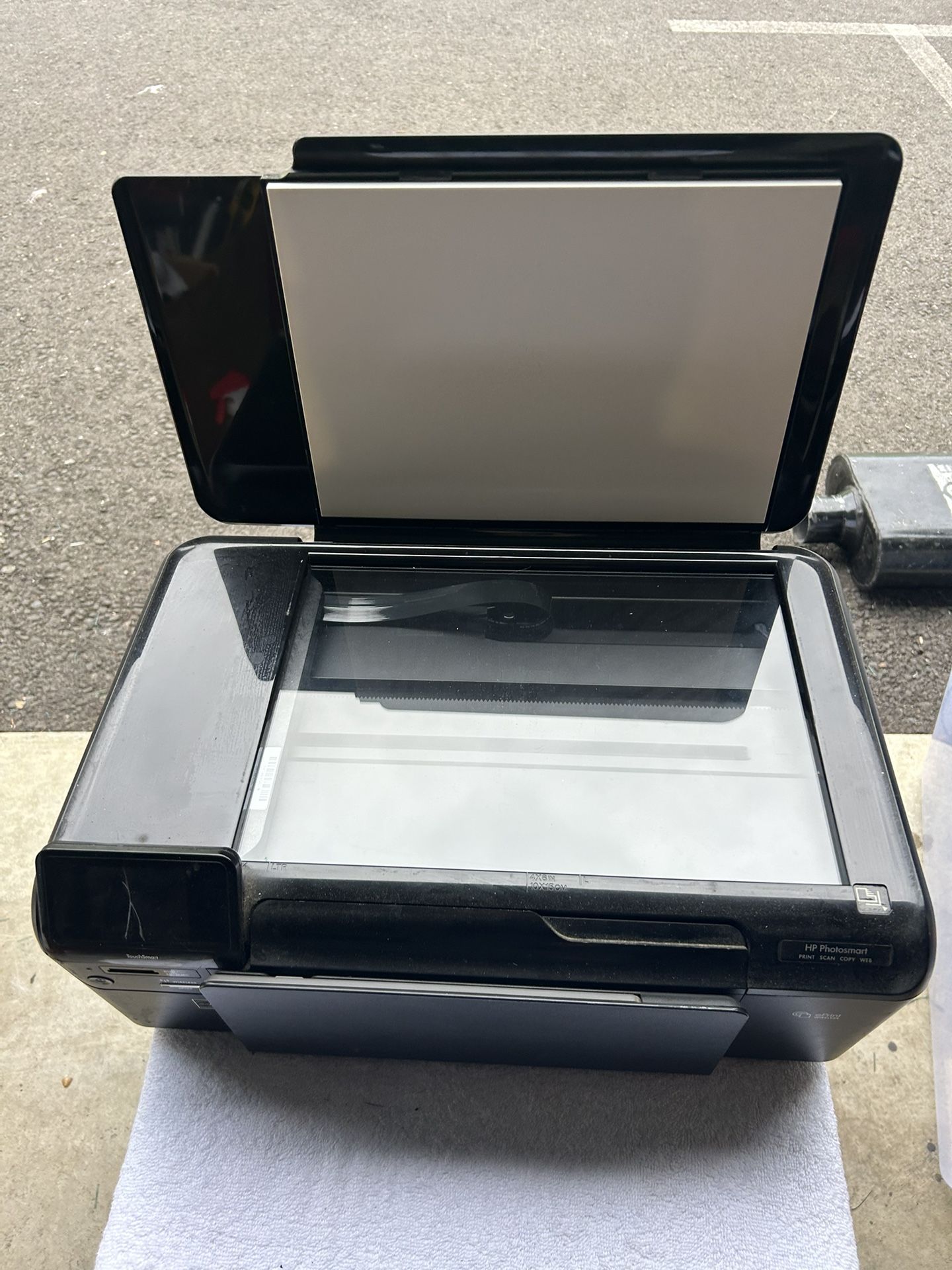 HP Photosmart D110A e-All-in-One Printer (CN731A#B1H)