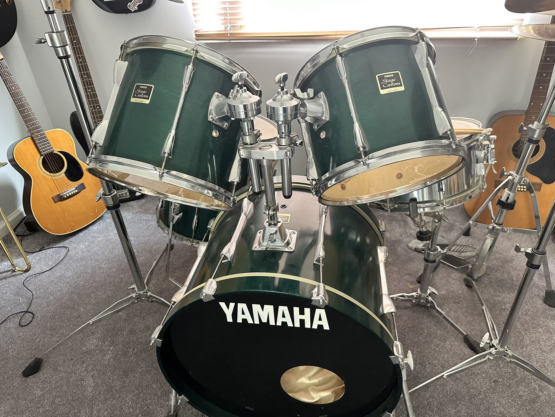 Yamaha Stage Custom 9 Pc Drum Kit Hunter Green 