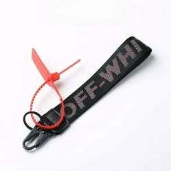 OFF-WHITE Keychain 