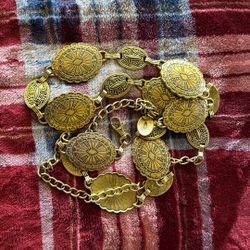 SIZE LARGE CHAIN BELT