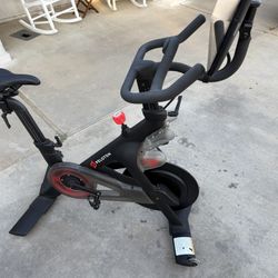 Peloton Bike Cycle Class Live Exercise Spin Bicycle 
