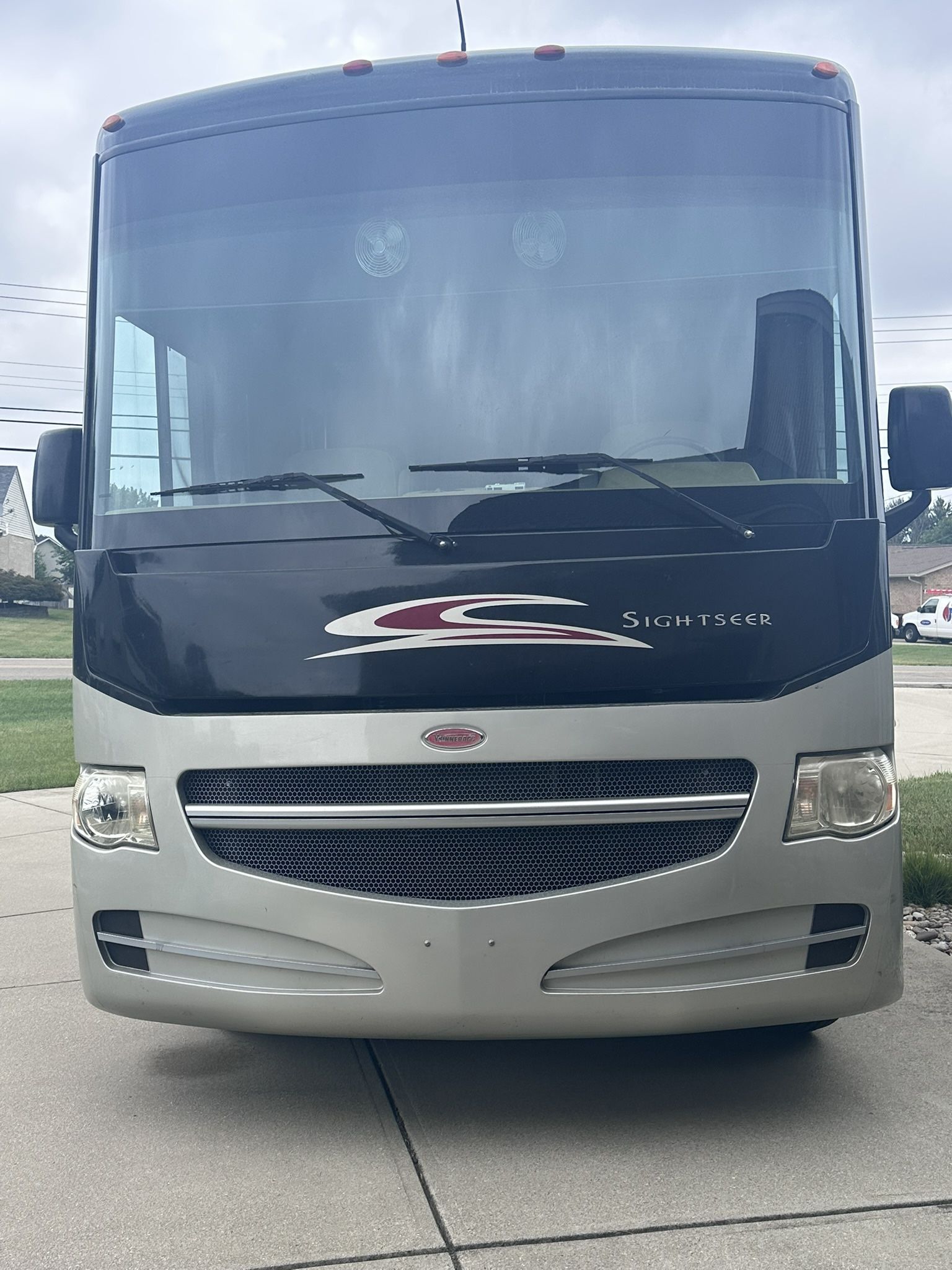 2013 Winnebago Sightseer 30A
