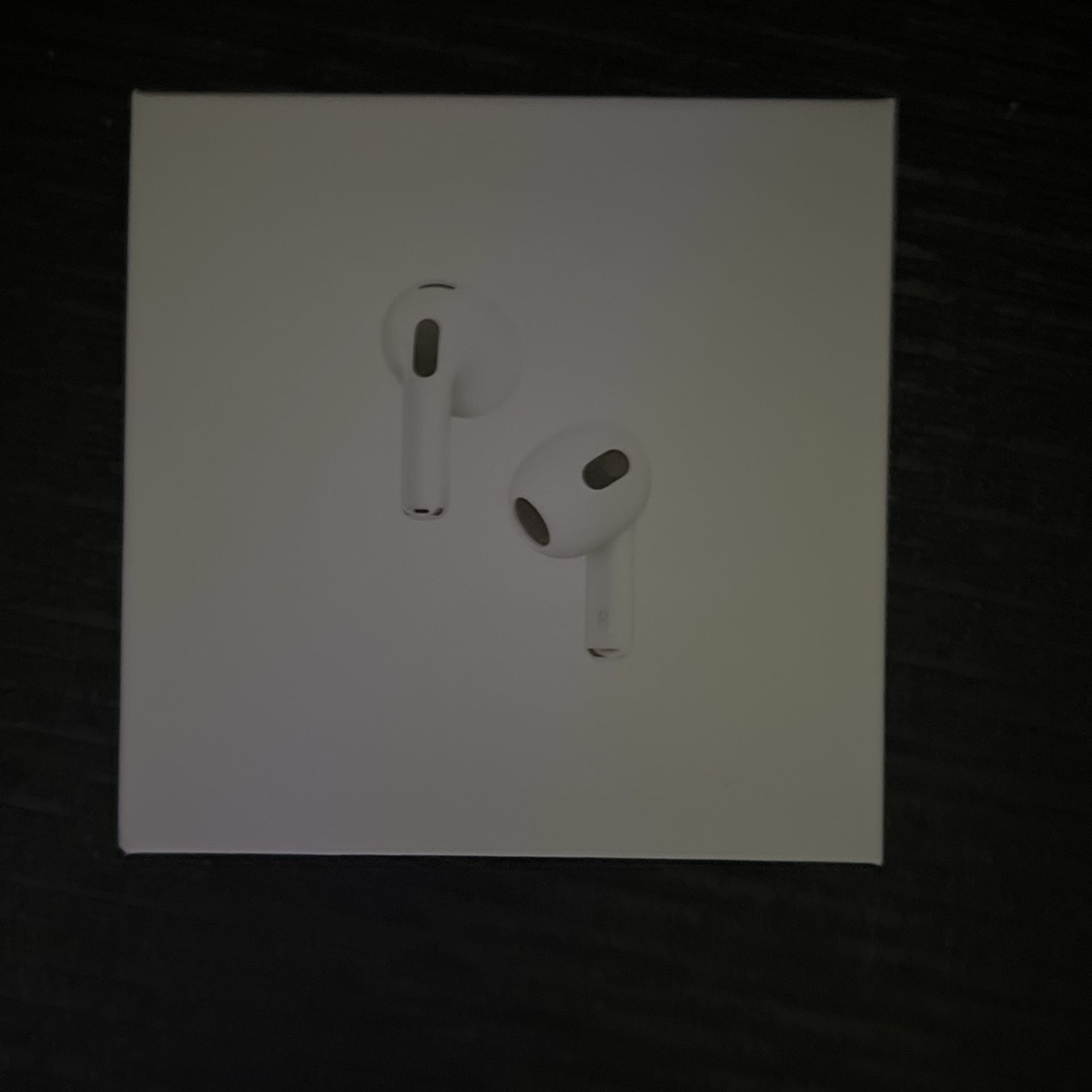 AirPods Gen 3