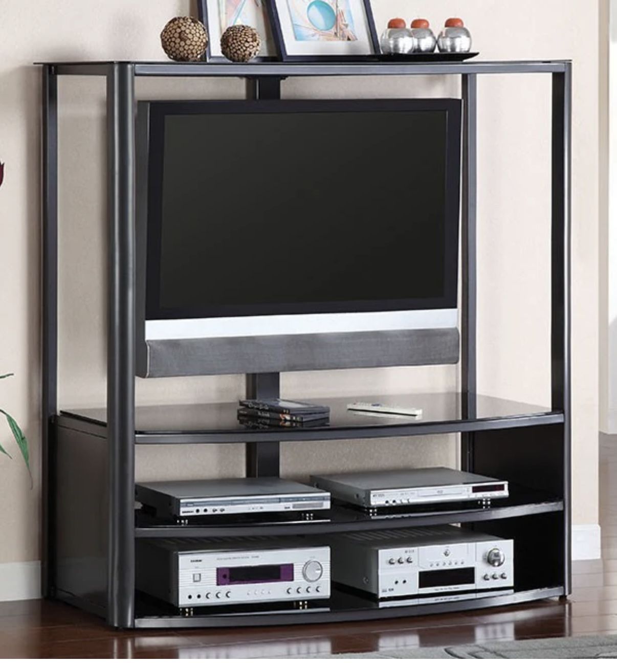 Tv Stand / Entertainment Center