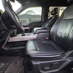 2015 Ford F150 lariat