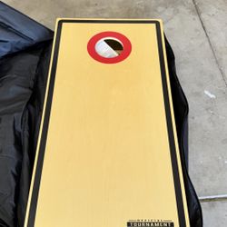 Cornhole Set W/Carrying Bag