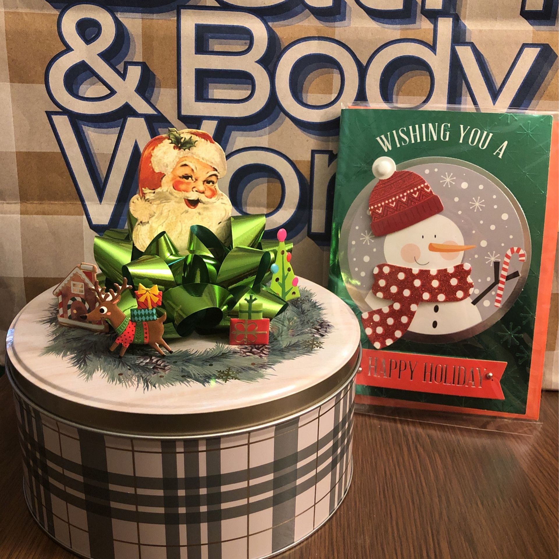 #800…Limited Edition Emily In Paris…Champagne In Paris…Bath And Body Works