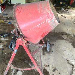 Concrete mixer