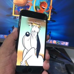 iPhone 8-64Gb Unlocked For Sale $75