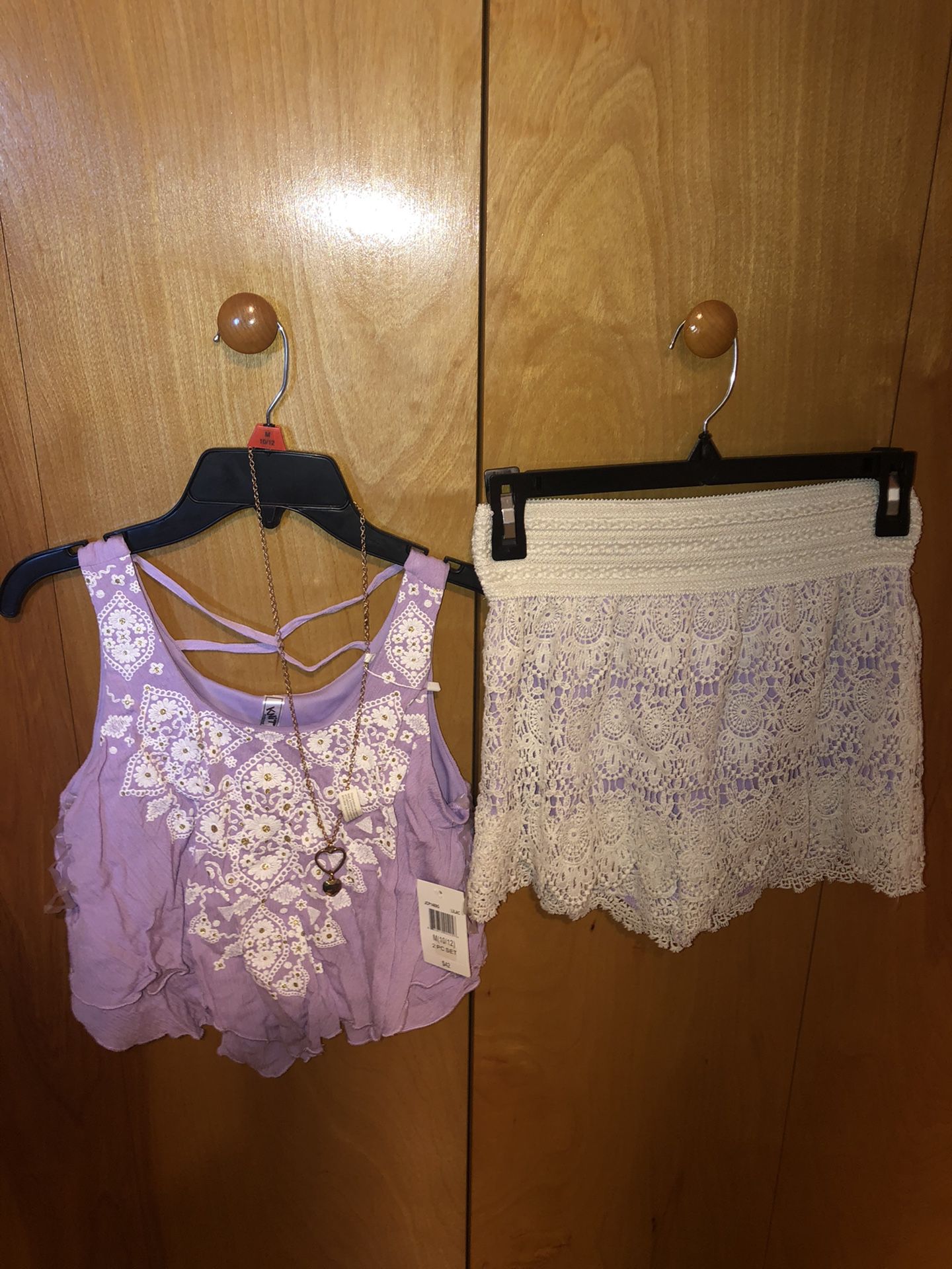 Girls size 10 short set (top and shorts ) new with tags. Originally $42