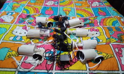 Smonet Wireless Security Cameras Lot of 7