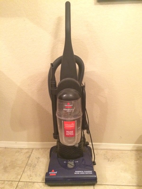 Bissel 1240 Powerforce Helix Bagless Vacuum