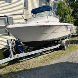 21ft Proline Boat With Trailer
