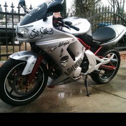 Kawasaki Ninja 2006  15000m Exlent Conditions Clin Tait