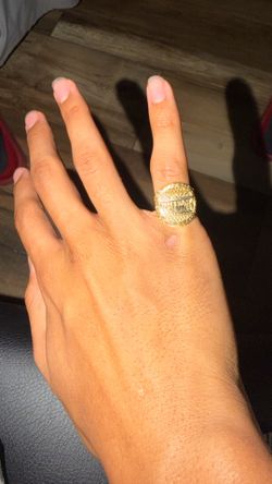 Last supper ring