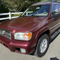2004 Nissan Pathfinder SE 4x4 131k miles 