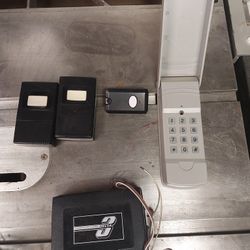 Garage Door Remote Control System