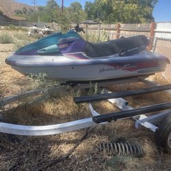 Jetski 1995 Yamaha Wave raider 750 FREE!!!!