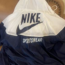 Nike windbreaker jacket 
