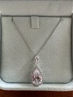 Stauer French Pearl Necklace