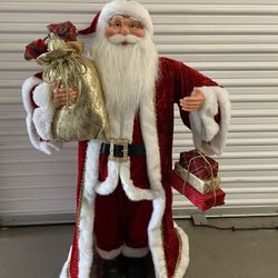 Windy Hill Collection Santa Claus 