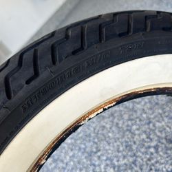 MT90B16  Front Tire White Wall M/C 72H