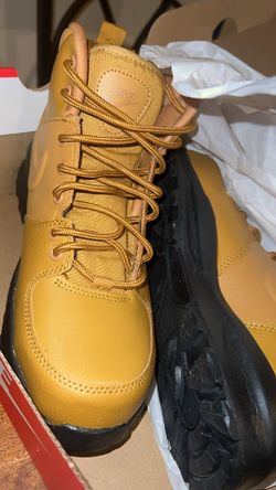 Nike Boots