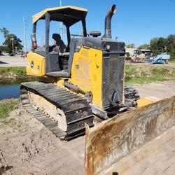 John Deere 450k Dozer