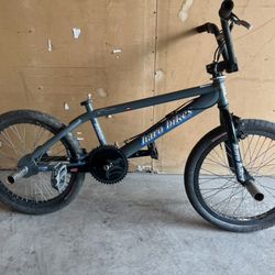 Mid Old School HARO540 Air Signature Series BMX (20 Inch)