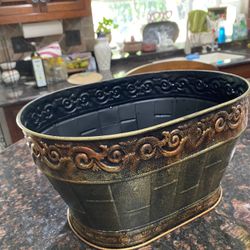 Metal Pot