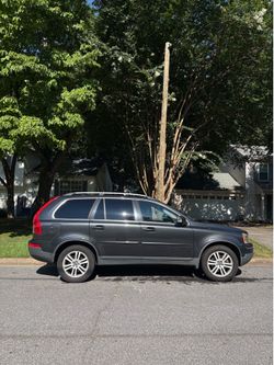 2011 Volvo XC90