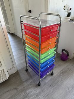 Cricket 10 Door Rolling Color Cart 