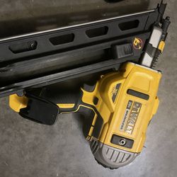 DeWalt Framing Nailer