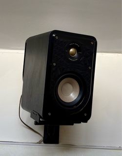 Polk S15 signature bookshelf speakers with wall mount pair