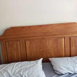 King Bedroom Set Incl: Dresser/nightstands