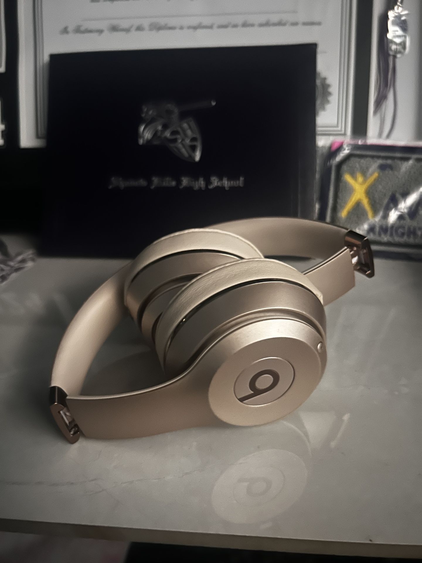 Beats solo 3 gold