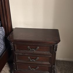 Nightstand set