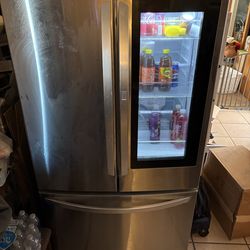Double door fridge with bottom freezer