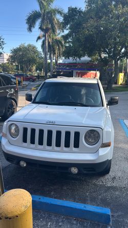 Jeep Patriot SUV White