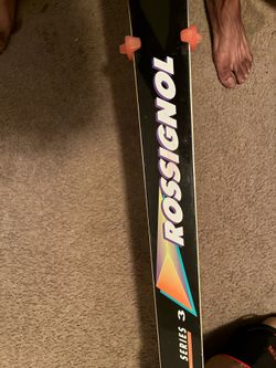 Rossignol Ski and ski poles