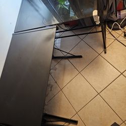 Black Glasstop L-Shape Desk