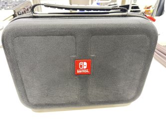 Switch oled, Travel Bag Included