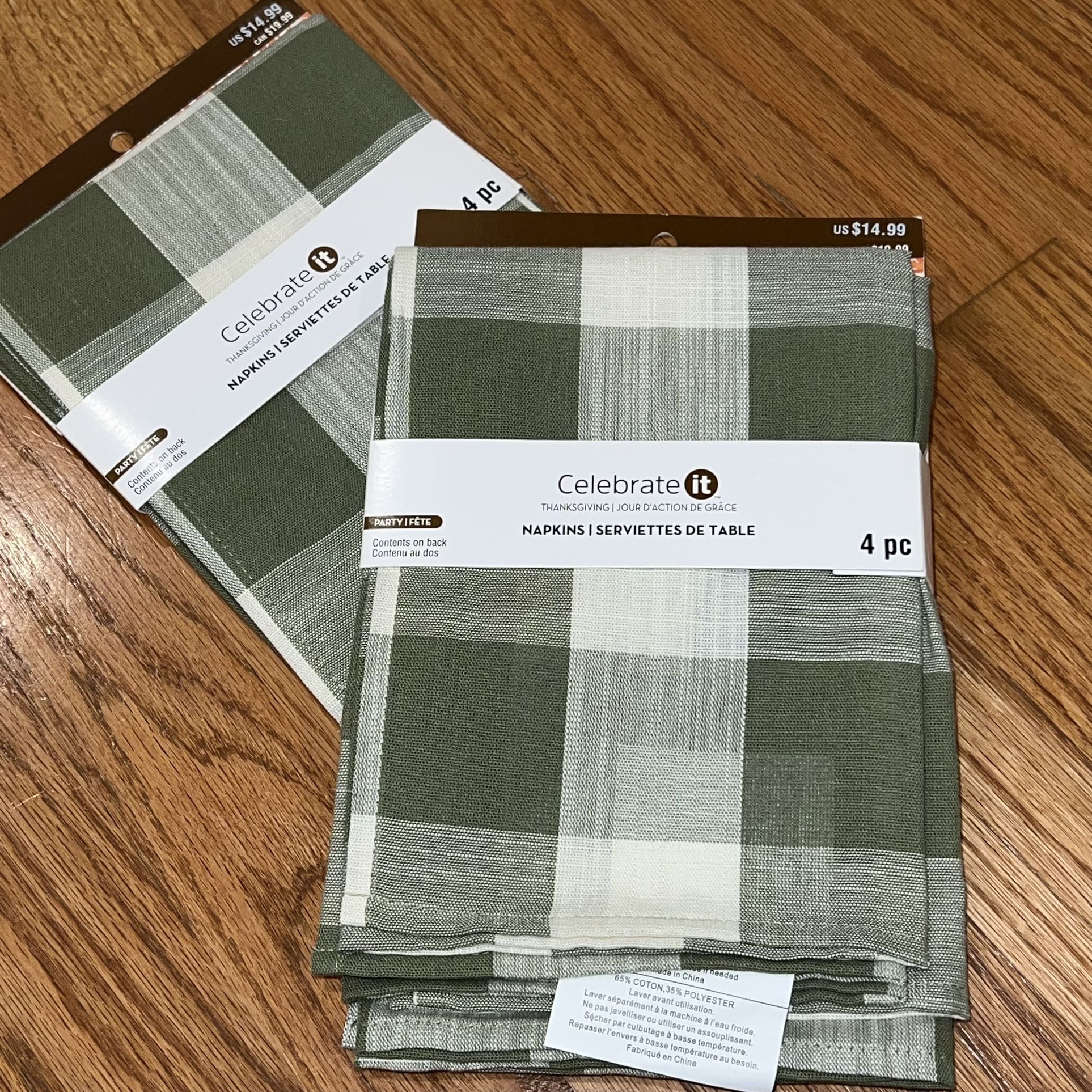 8 Cloth Napkins - New In Packaging Olive Cream Buffalo Plaid By Celebrate It