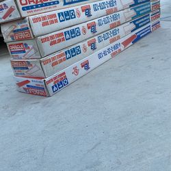 Florescent Wrap Lighting For Garages 