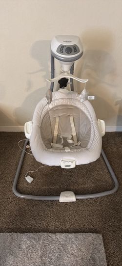 Baby swing/bouncer
