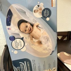 Baby Bath / Similac
