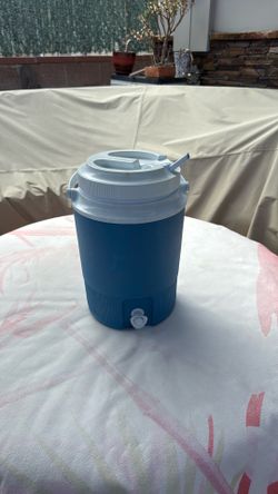 Cooler- Rubbermaid GOTT Model 1526