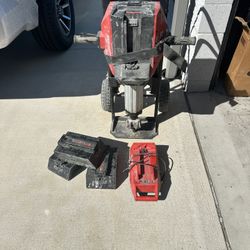 Milwaukee  MXFUEL  Demolition Jack Hammer 