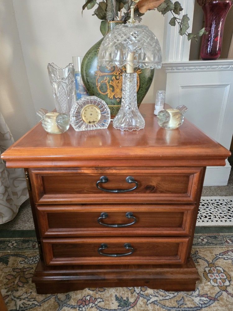 End Table with Drawers