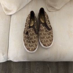 MK Michael Kors slip on’s